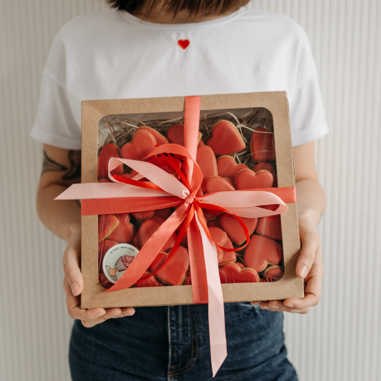 20 Heartwarming & Thoughtful Valentine’s Day Gift Ideas